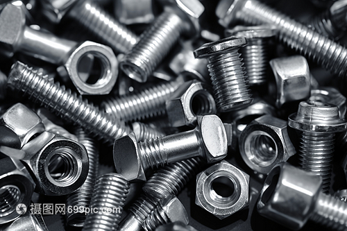 金属加工厂生产的螺母