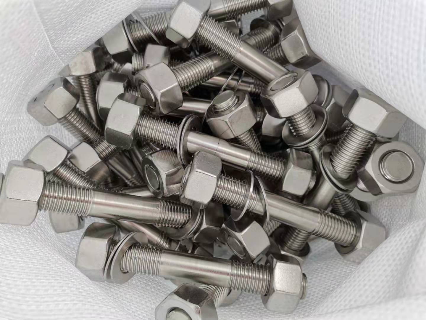 304不绣钢双头螺栓 加大 特大定制 加工 制造商 - 河北邯铁紧固件有限